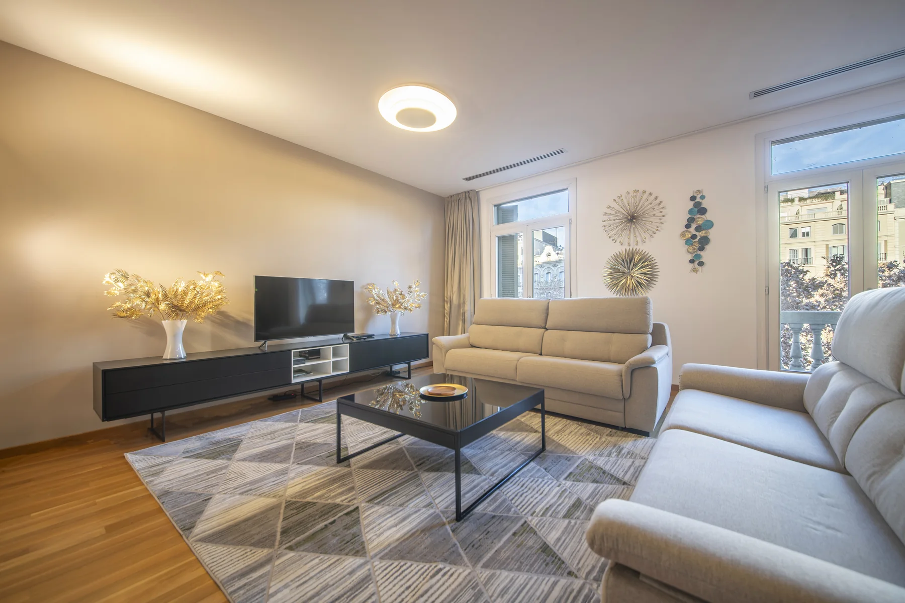 Suite Celia ampli detall sala d'estar 22
