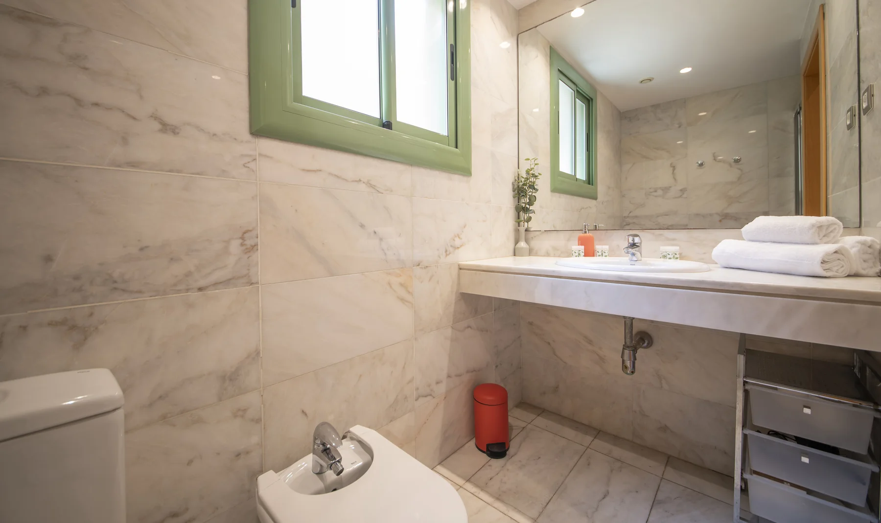 Suite Celia bany de marbre detall 57