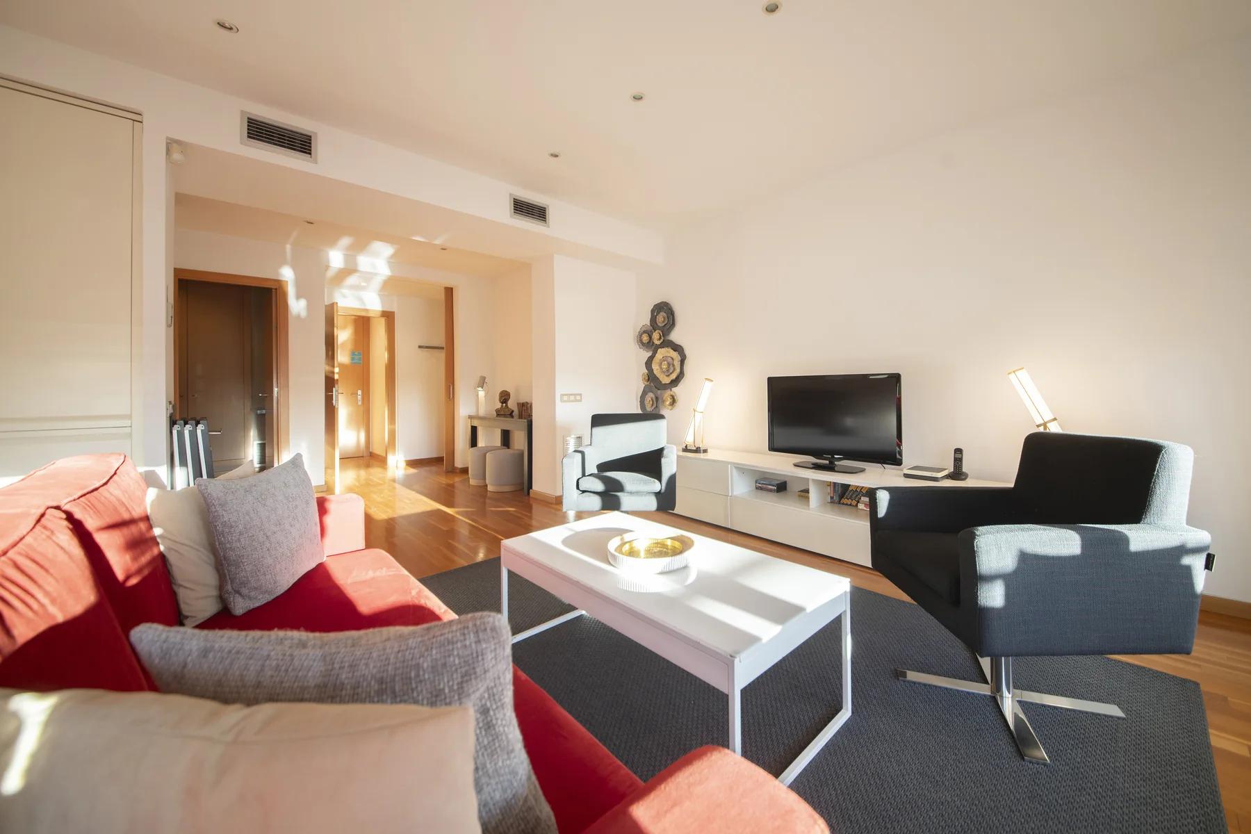 Suite Divina sala d'estar oberta i passadís