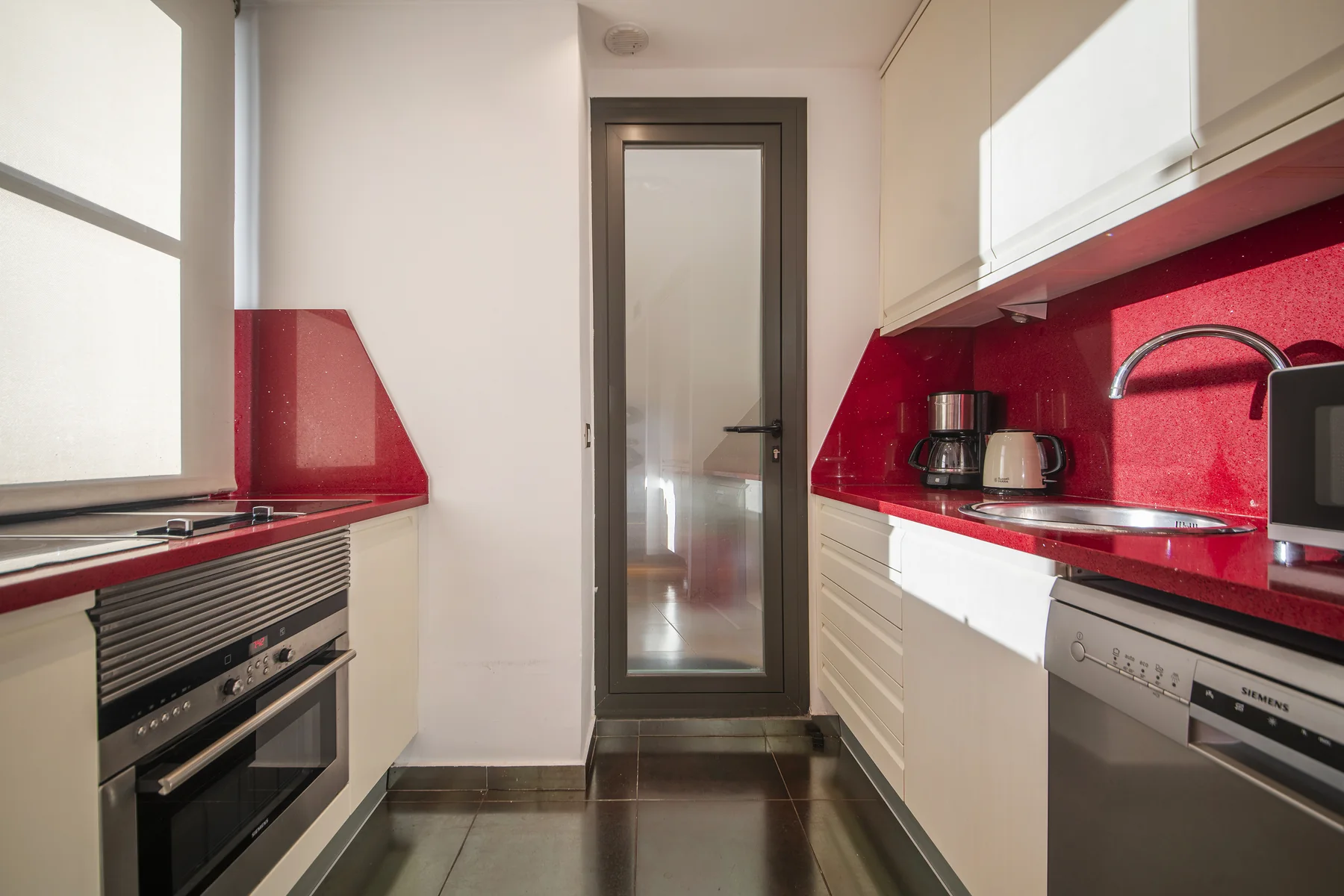 Suite Divina llindar de cuina i forn