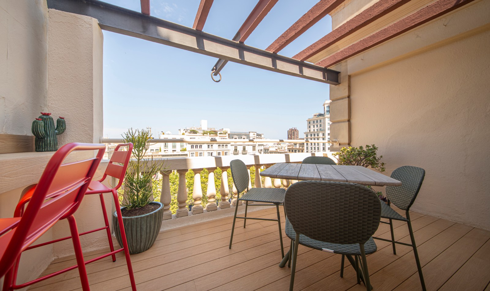 Suite Laia terrassa privada, vista 02