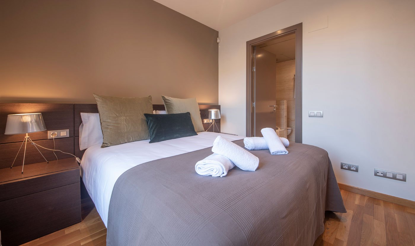 Suite Soléa dormitori principal amb la seva porta de bany en suite